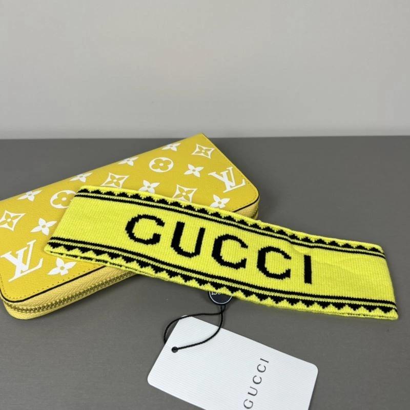 Effortless Gucci Hair Hoop 264931
