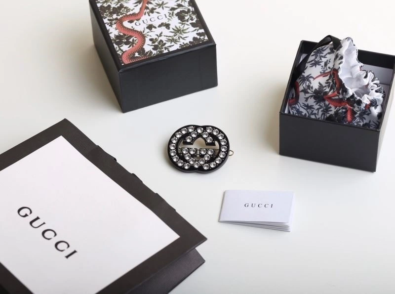 Gucci Hairpins Trendsetting 244318
