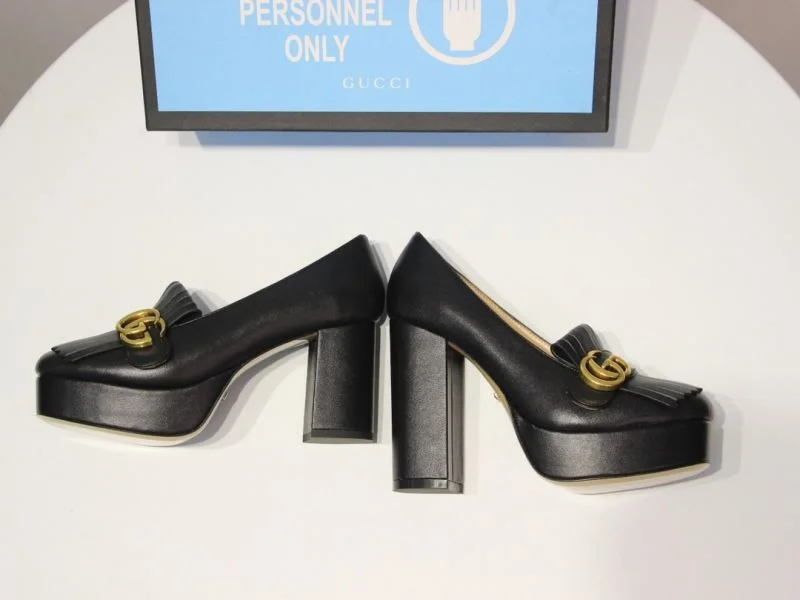 Minimalist Gucci Heeled Shoes 24833