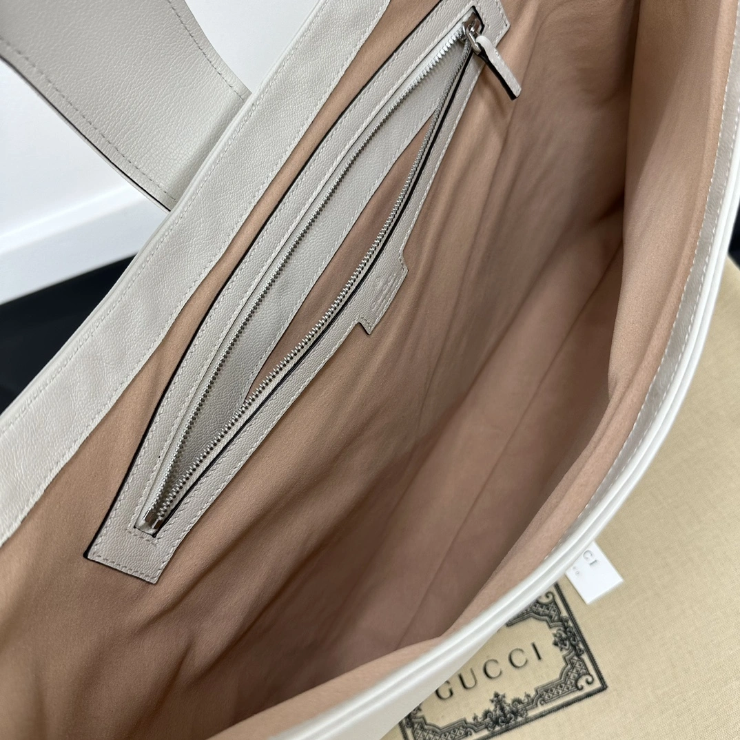 TravelReady Gucci Hobo Bags 72548