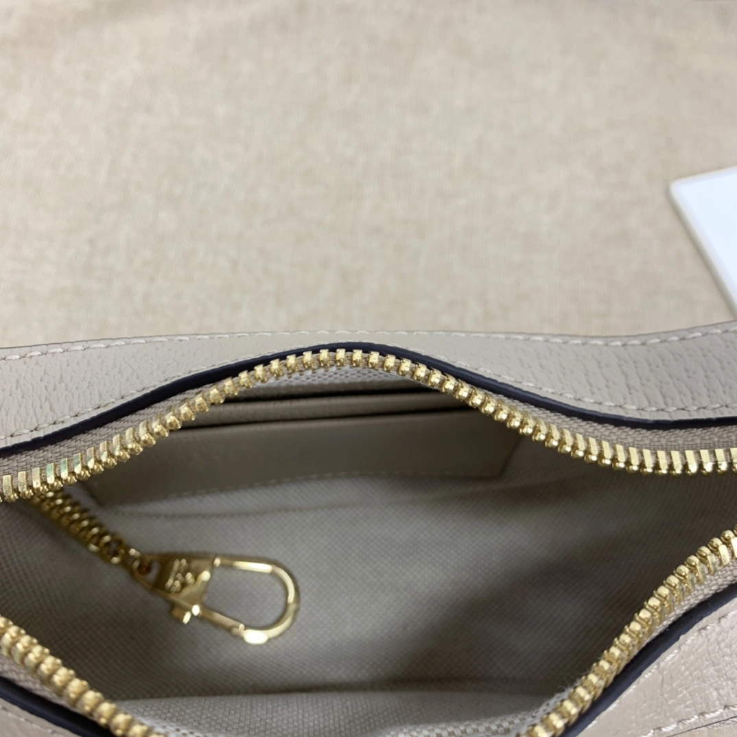 Gucci Hobo Bags Trendy 72656