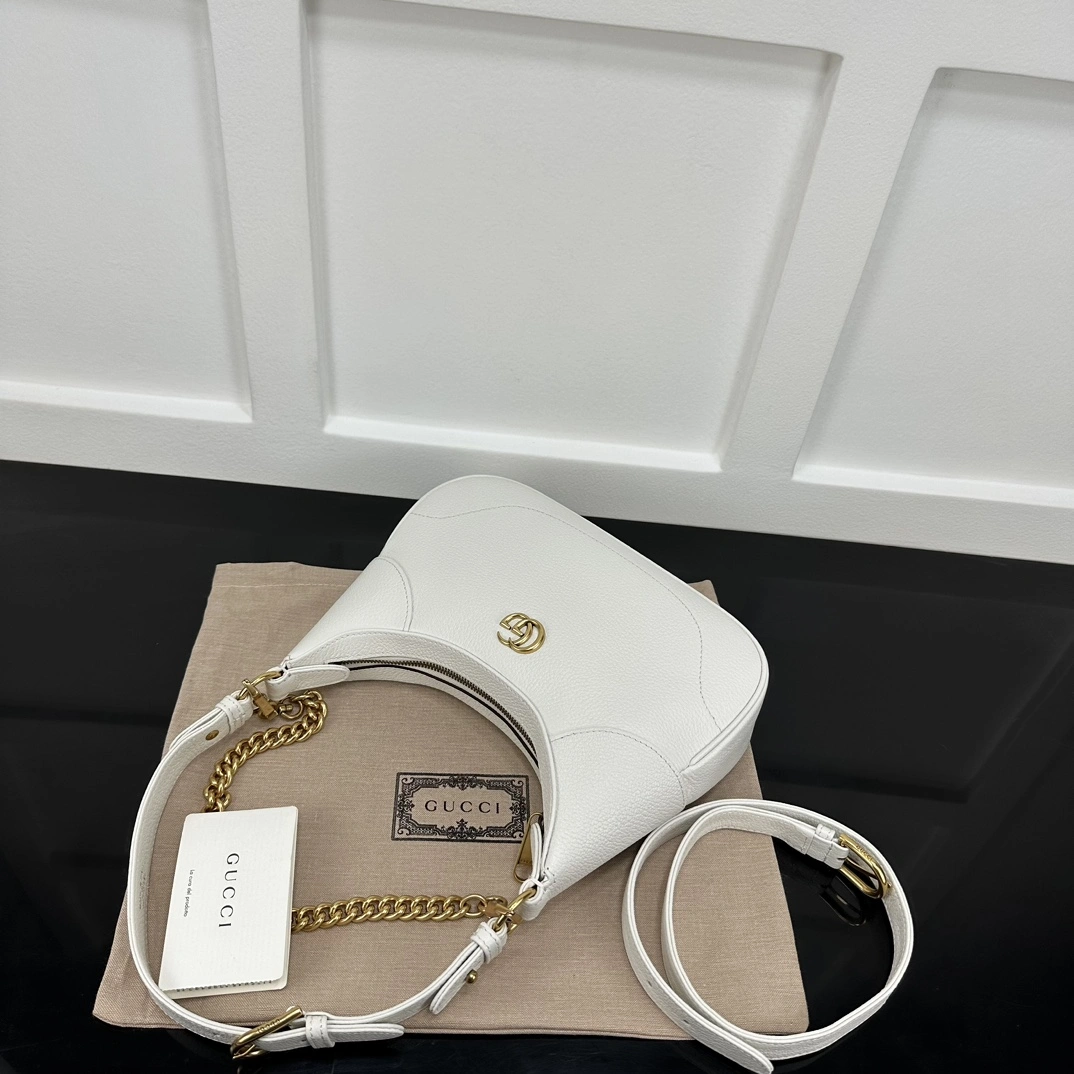 Practical Gucci Hobo Bags 67420