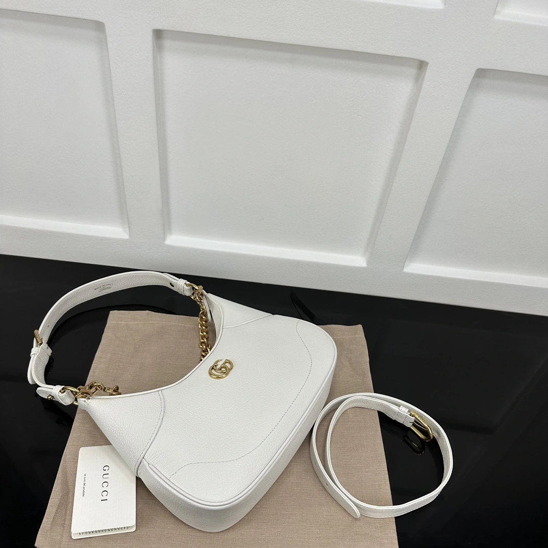 Practical Gucci Hobo Bags 67420