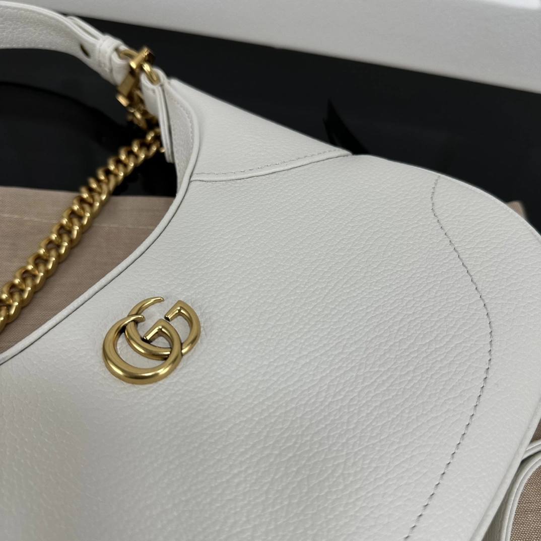 Practical Gucci Hobo Bags 67420