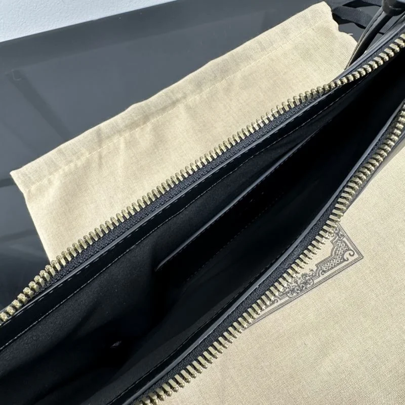 Casual Gucci Hobo Bags 51410