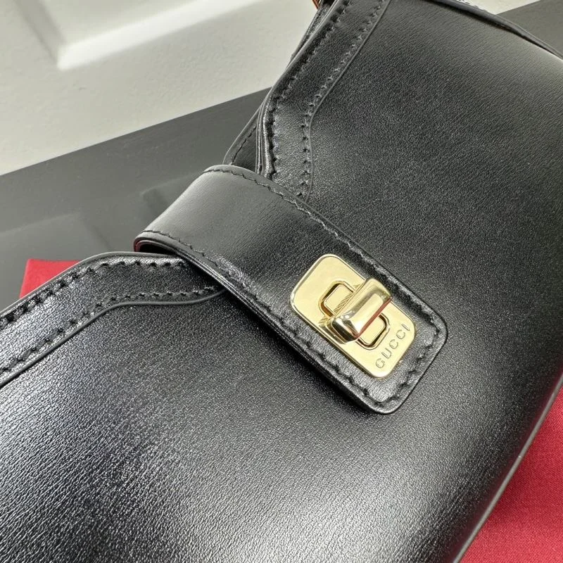 HighPerformance Gucci Hobo Bags 51405