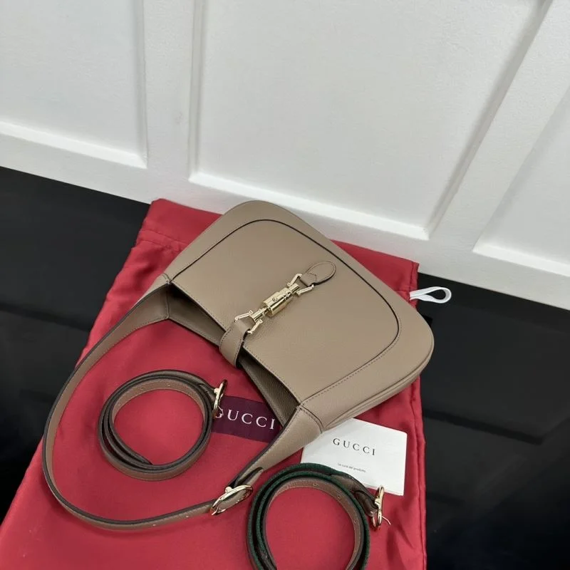 Timeless Gucci Hobo Bags 51364