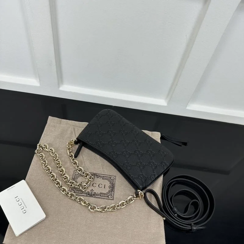 Bold Gucci Hobo Bags 51354
