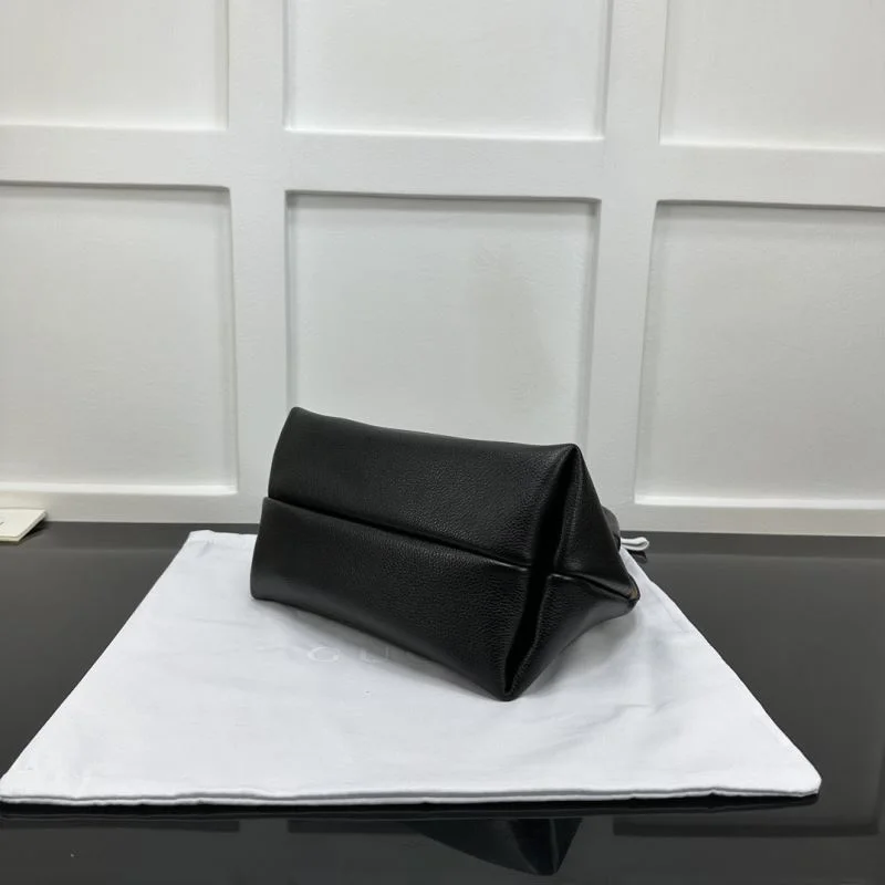 Gucci Hobo Bags FreshLook 51332