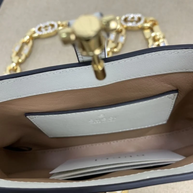 Gucci Hobo Bags Chic 51335