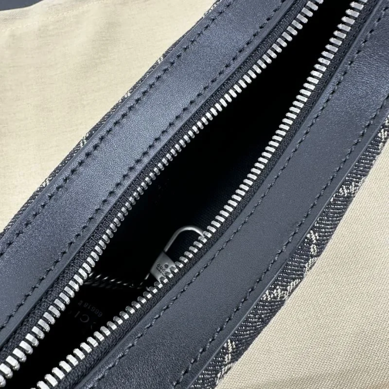 Minimalist Gucci Hobo Bags 51309