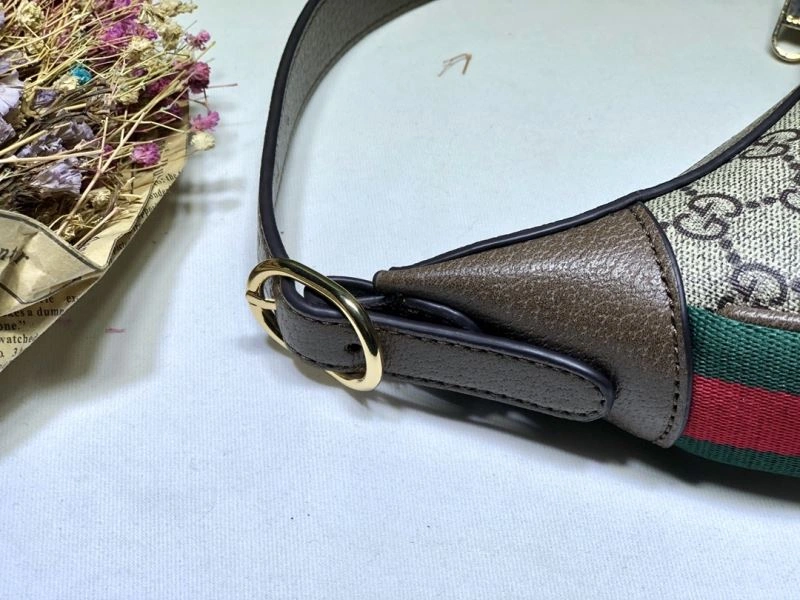 Gucci Hobo Bags Compact 81421