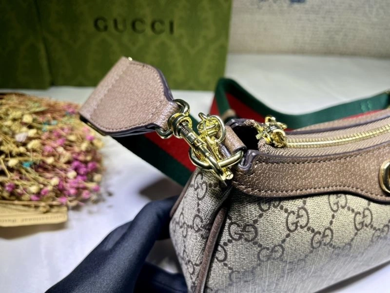 Sporty Gucci Hobo Bags 81417