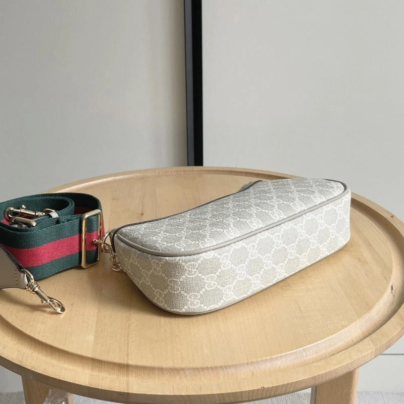 Chic Gucci Hobo Bags 81393