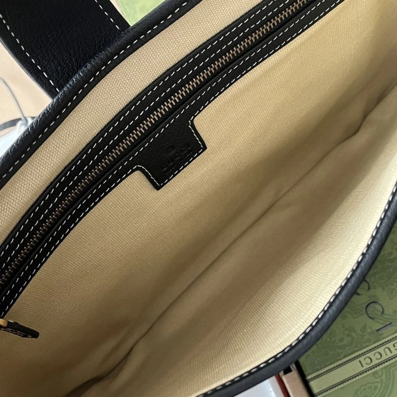WaterResistant Gucci Hobo Bags 74646