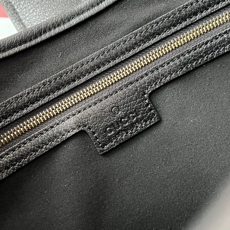 Seasonal Gucci Hobo Bags 74643