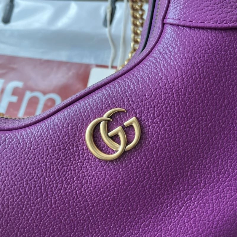 Sporty Gucci Hobo Bags 74628