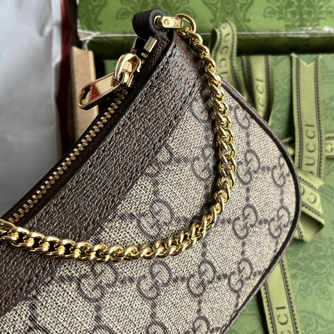 Vibrant Gucci Hobo Bags 72485