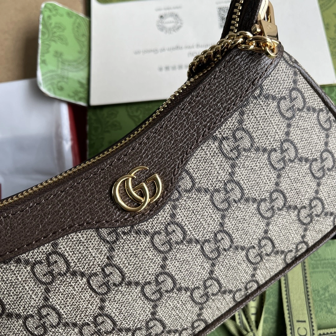 Vibrant Gucci Hobo Bags 72485