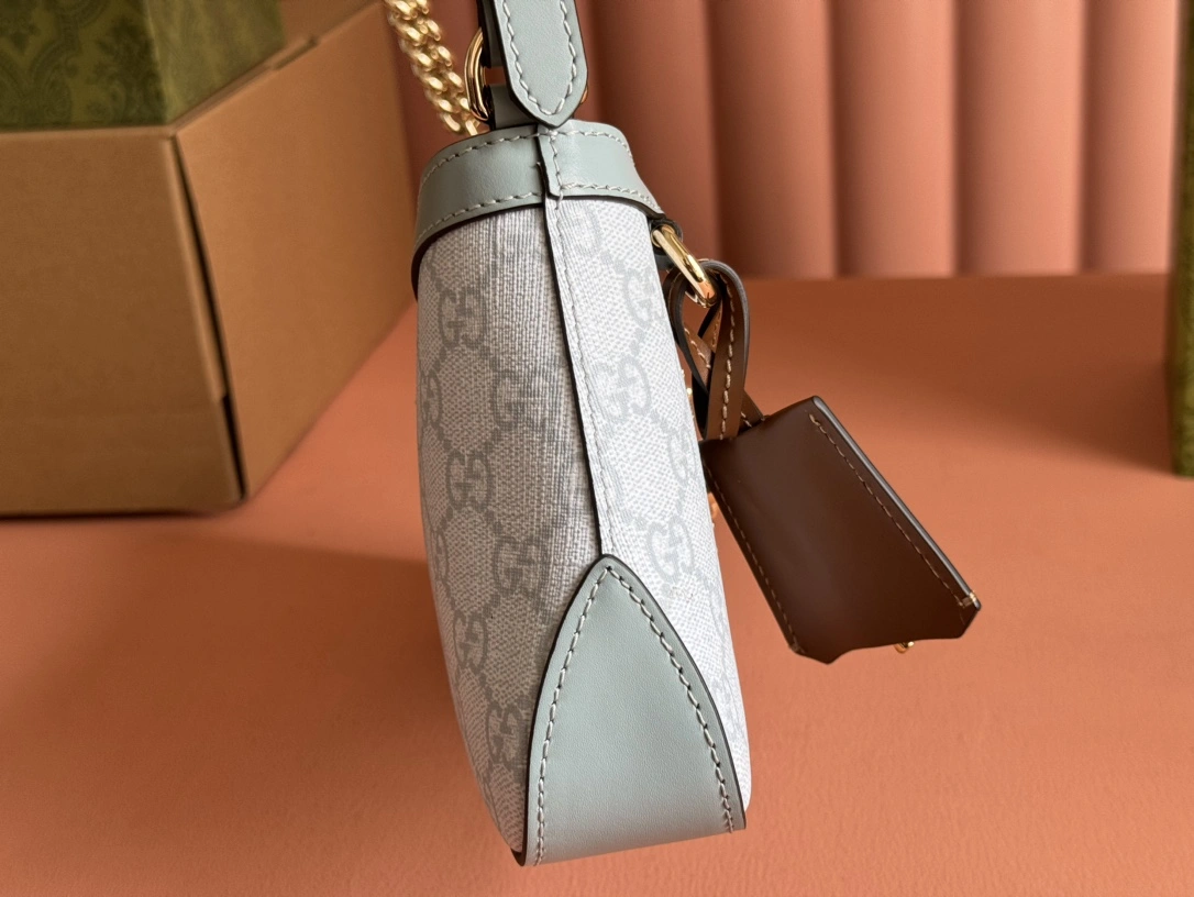 Gucci Hobo Bags TechFriendly 72442