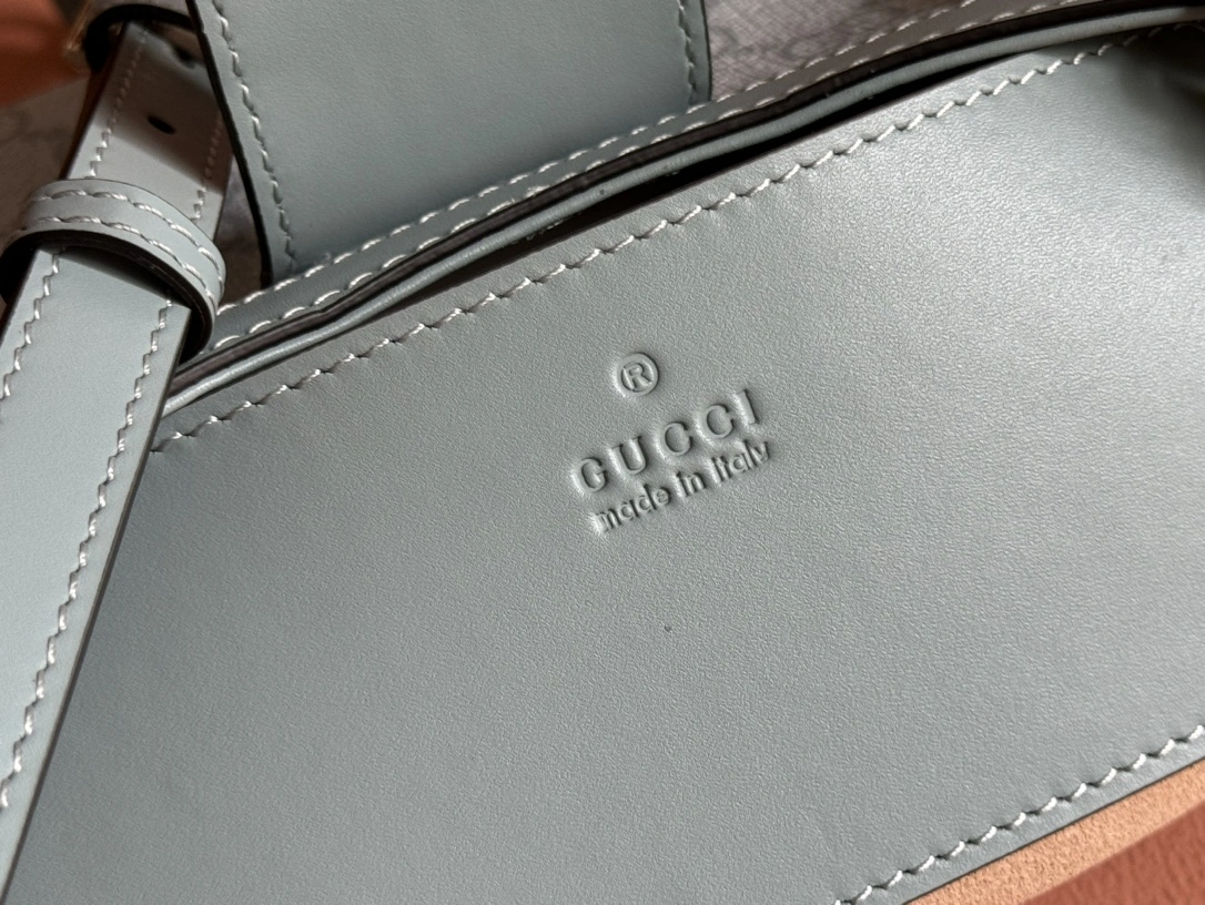 Gucci Hobo Bags TechFriendly 72442