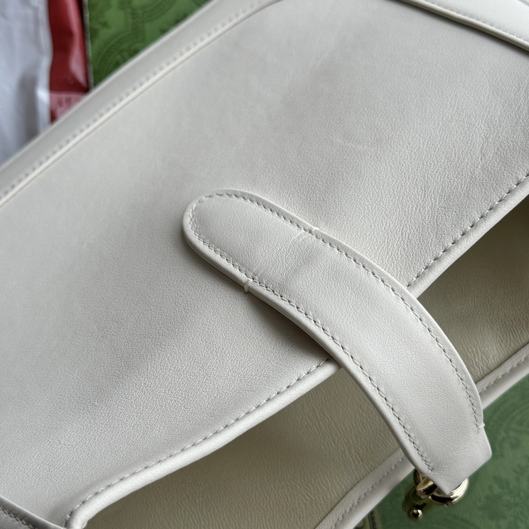EyeCatching Gucci Hobo Bags 72444