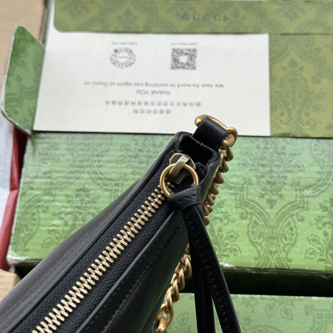 Gucci Hobo Bags Elegant 72438