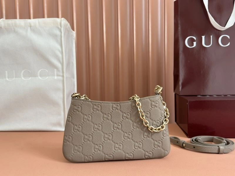 EyeCatching Gucci Hobo Bags 64853