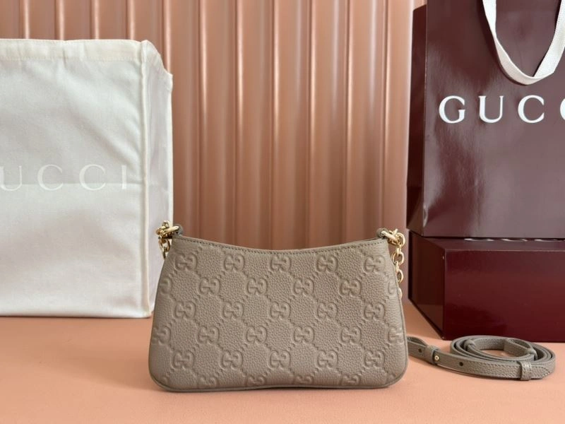 EyeCatching Gucci Hobo Bags 64853