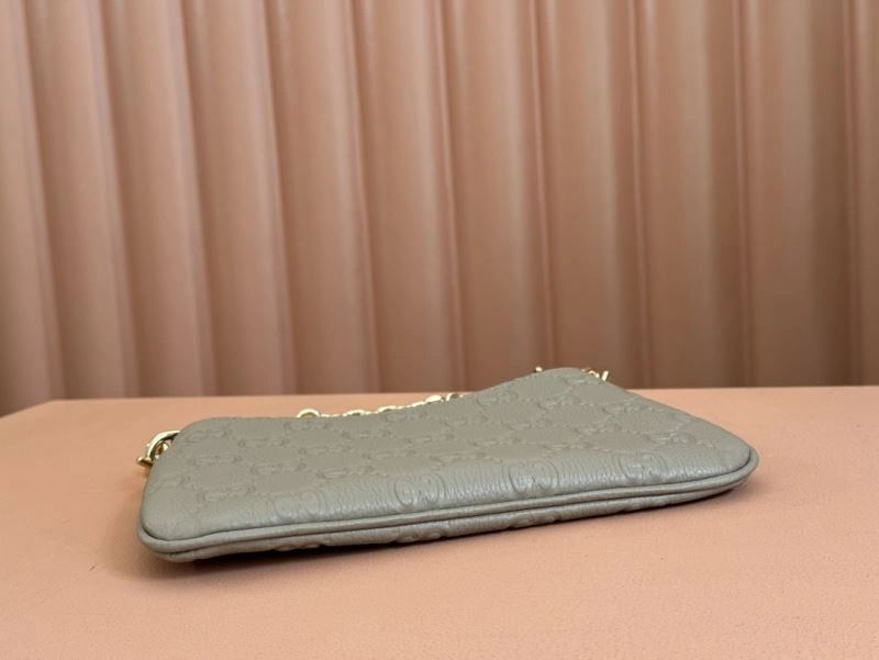 EyeCatching Gucci Hobo Bags 64853