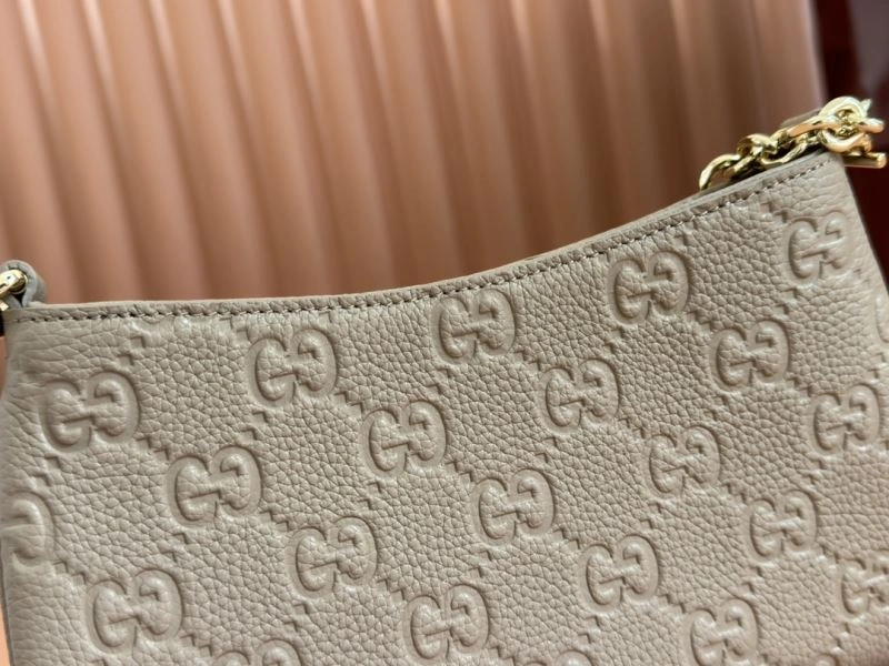 EyeCatching Gucci Hobo Bags 64853