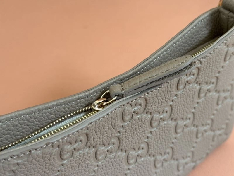 EyeCatching Gucci Hobo Bags 64853