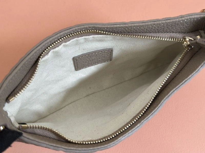 EyeCatching Gucci Hobo Bags 64853