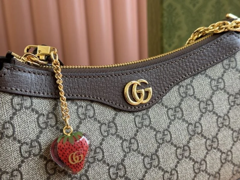 WellDesigned Gucci Hobo Bags 49952