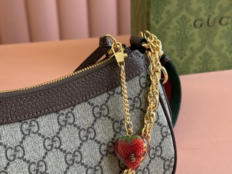 WellDesigned Gucci Hobo Bags 49952