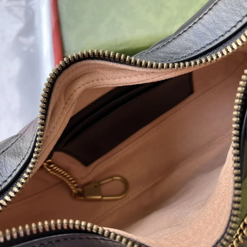 Gucci Hobo Bags Compact 50019