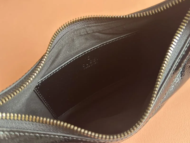 Gucci Hobo Bags WaterResistant 49934