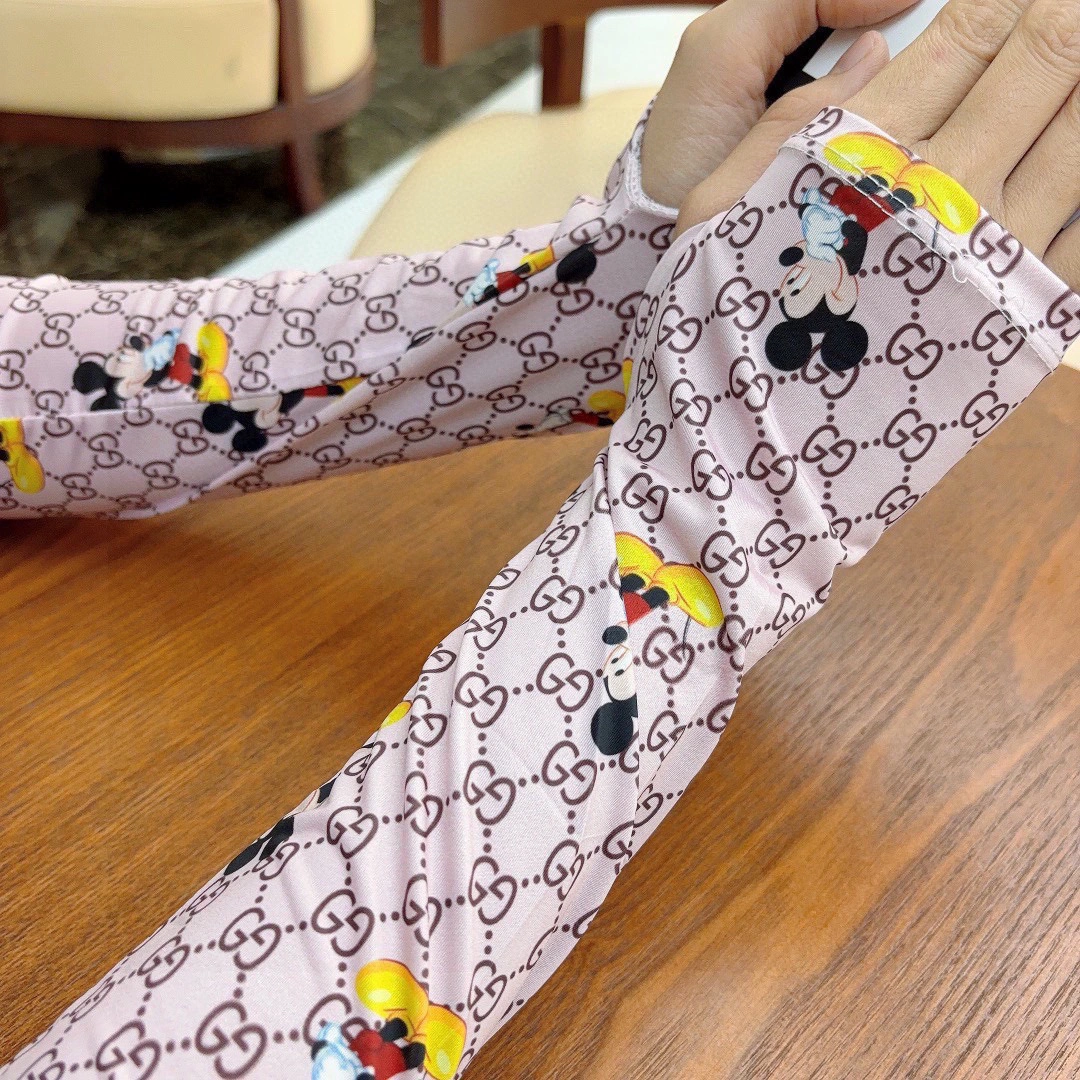 DailyWear Gucci Ice Silk Sleeves 264939