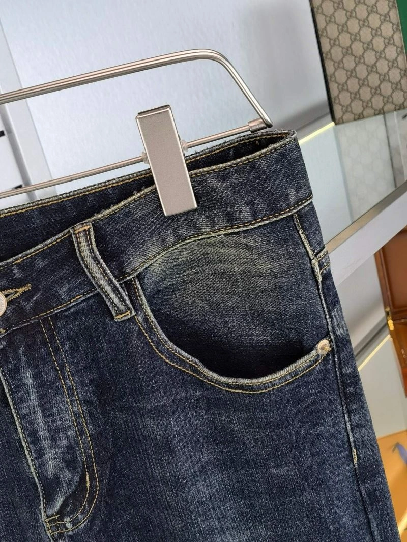 Gucci Jeans EasyMatch 125075