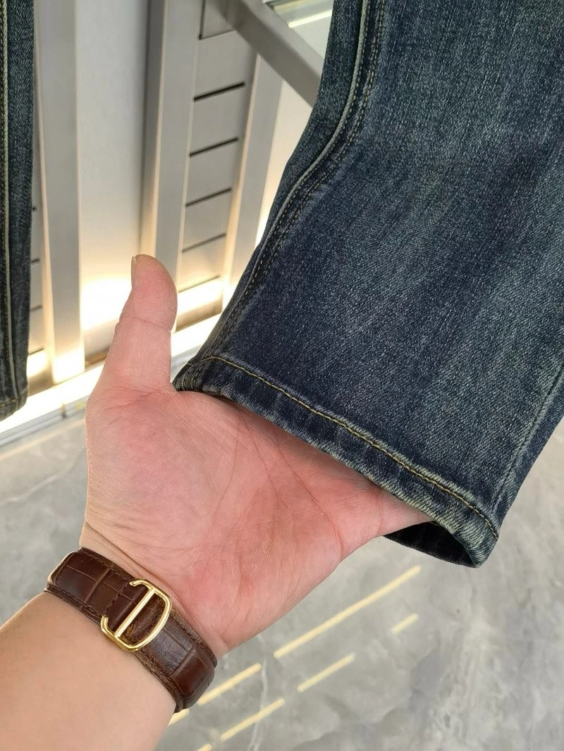 Gucci Jeans EasyMatch 125075