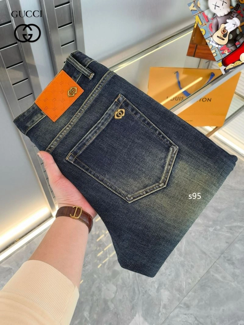 Gucci Jeans EasyMatch 125075