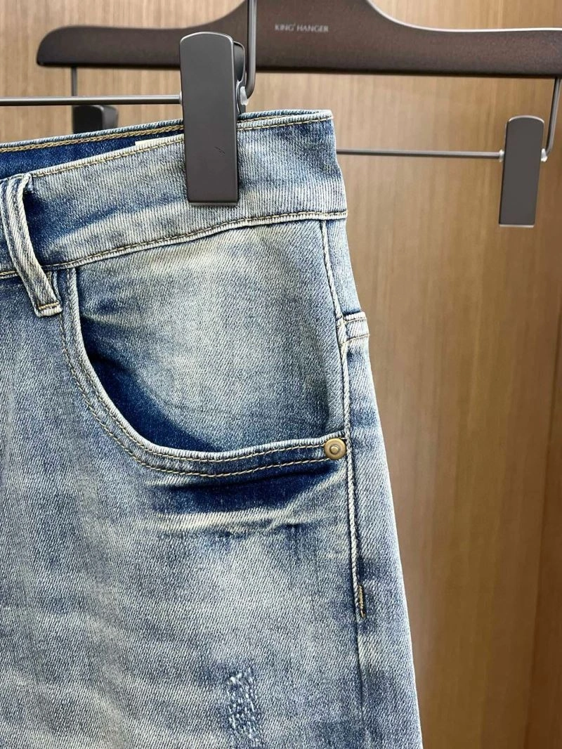 Efficient Gucci Jeans 124236