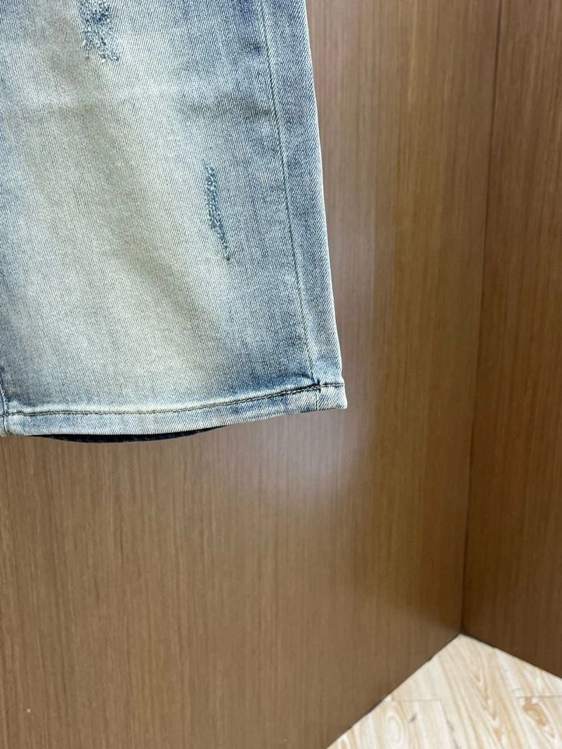 Efficient Gucci Jeans 124236