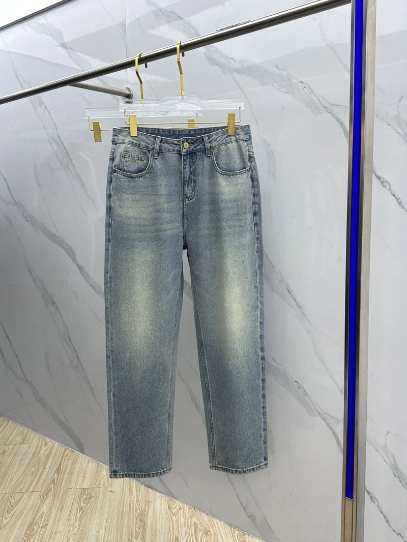 Seasonal Gucci Jeans 128160