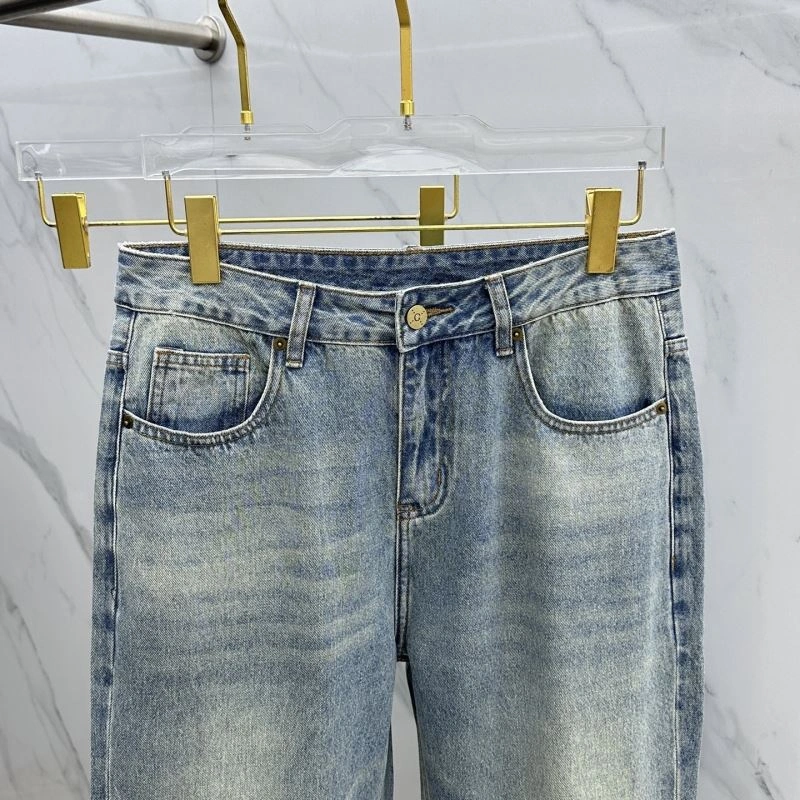 Seasonal Gucci Jeans 128160