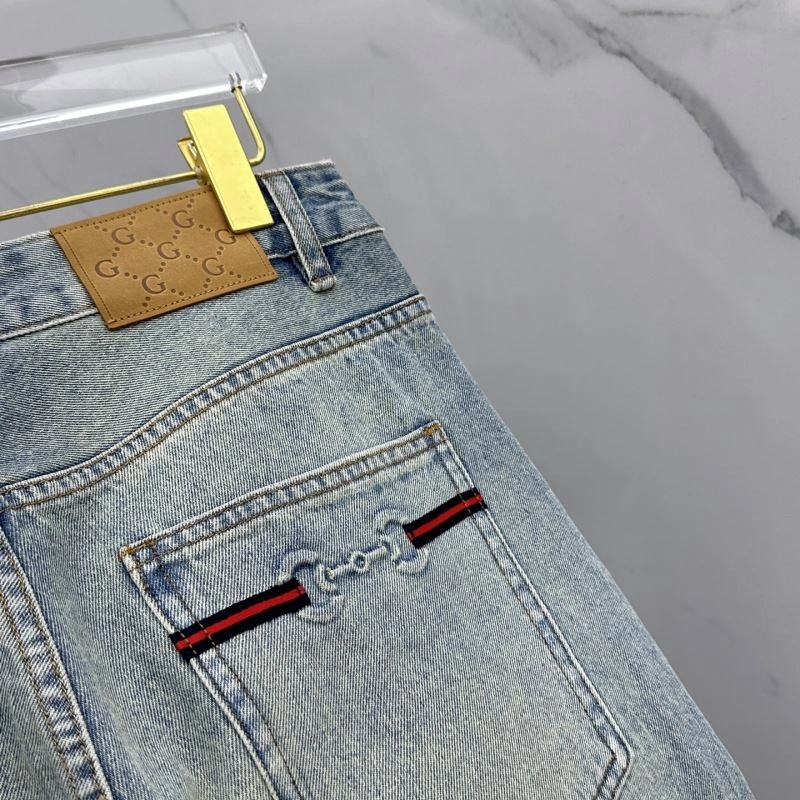 Seasonal Gucci Jeans 128160
