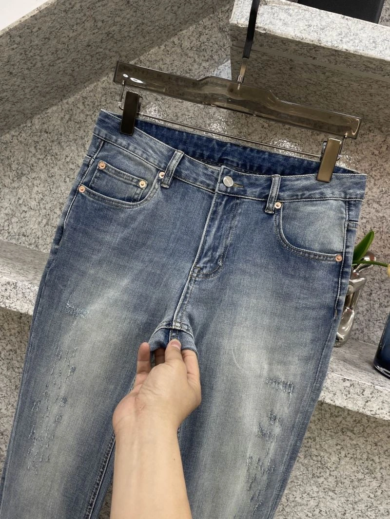 Gucci Jeans Neat 128150