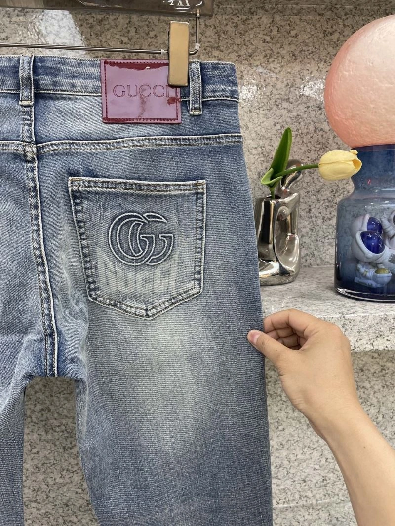 Gucci Jeans Neat 128150