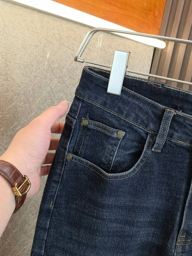 Casual Gucci Jeans 128140