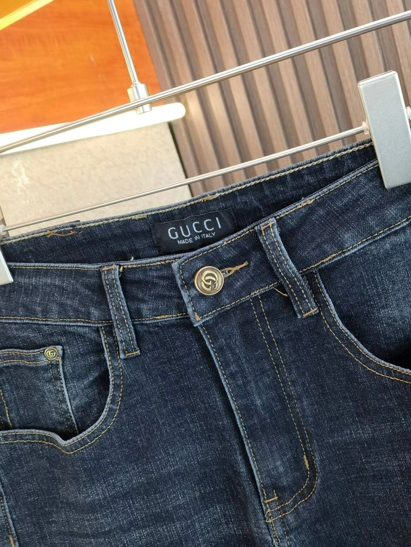 Casual Gucci Jeans 128140